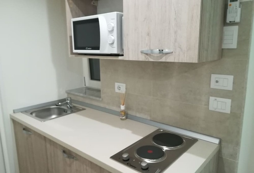 پانسیون Guest House B&b Via Marina