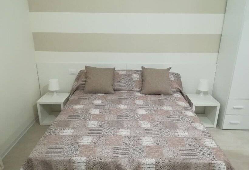 پانسیون Guest House B&b Via Marina