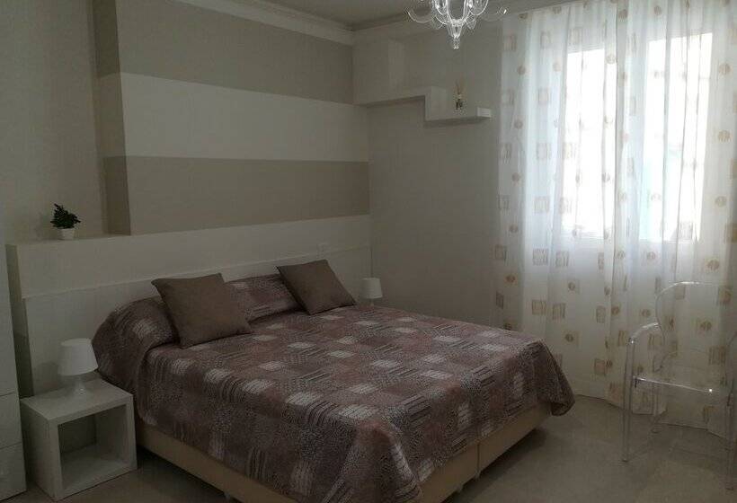 پانسیون Guest House B&b Via Marina