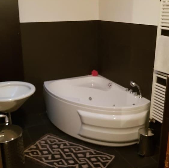 B&b Benessere Lacasanera