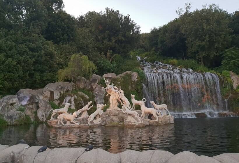 مبيت وإفطار Al Centro Luxury Home