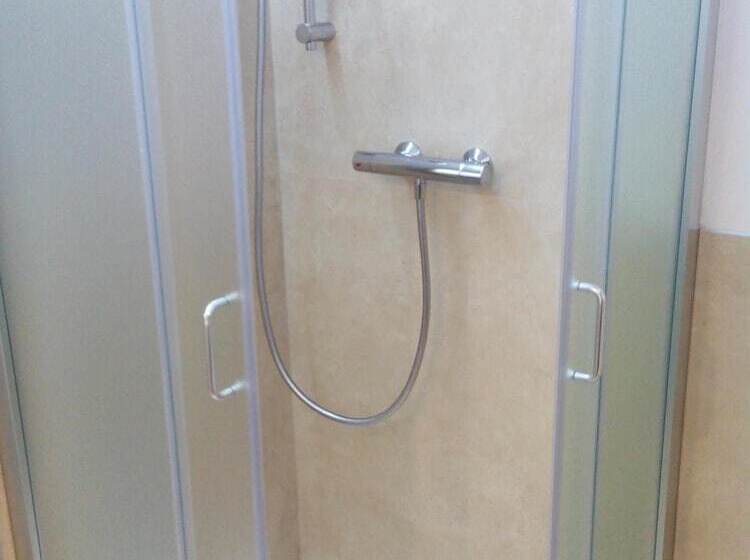 تختخواب و صبحانه I Gelsomini