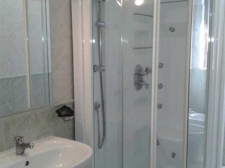 تختخواب و صبحانه I Gelsomini