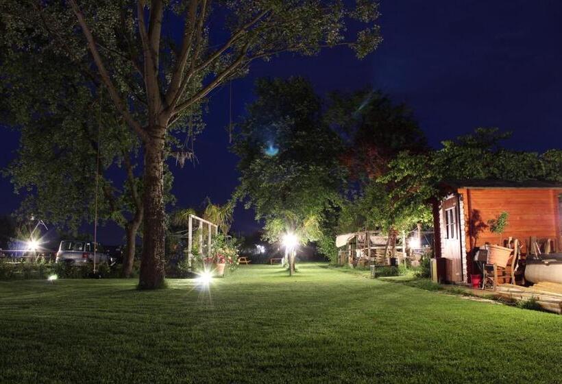 住宿加早餐  La Luna Nel Parco