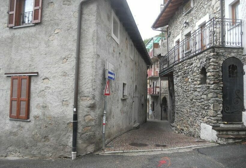 مبيت وإفطار La Spina