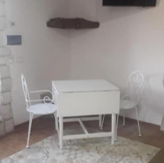 مبيت وإفطار Villa Alemi