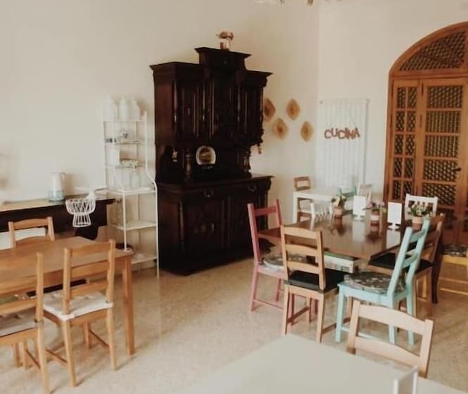 مبيت وإفطار Villa Alemi