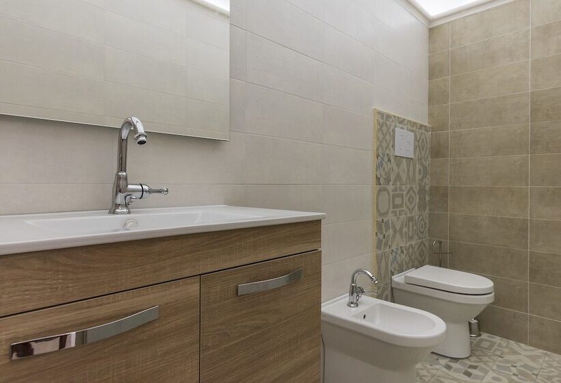 مبيت وإفطار Villa Alemi