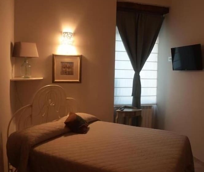 مبيت وإفطار Villa Alemi