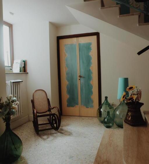 مبيت وإفطار Villa Alemi