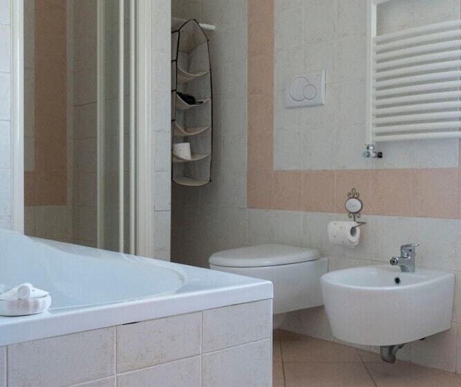 ベッドアンドブレックファースト Villa Lina Bed&breakfast