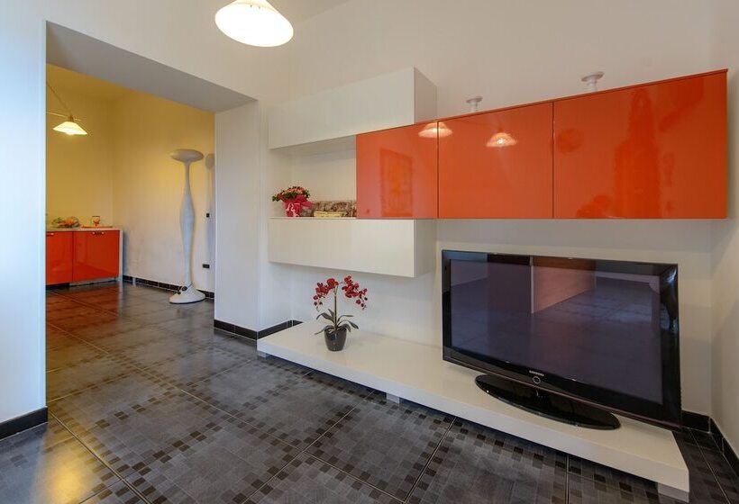 住宿加早餐  Vistamare Maison