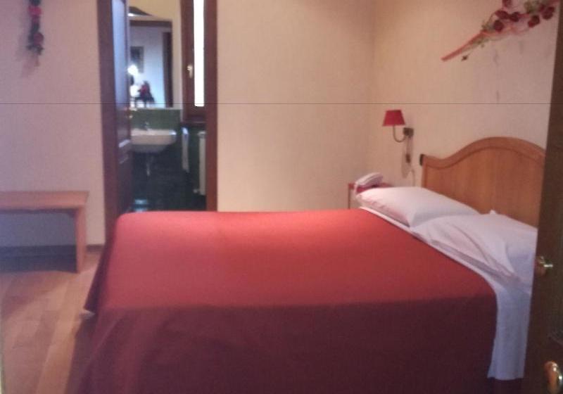 客栈  Albergo Arinde