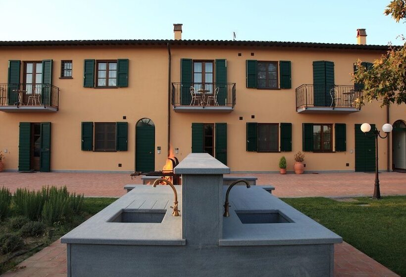 田舎風ホテル Agriturismo La Regina