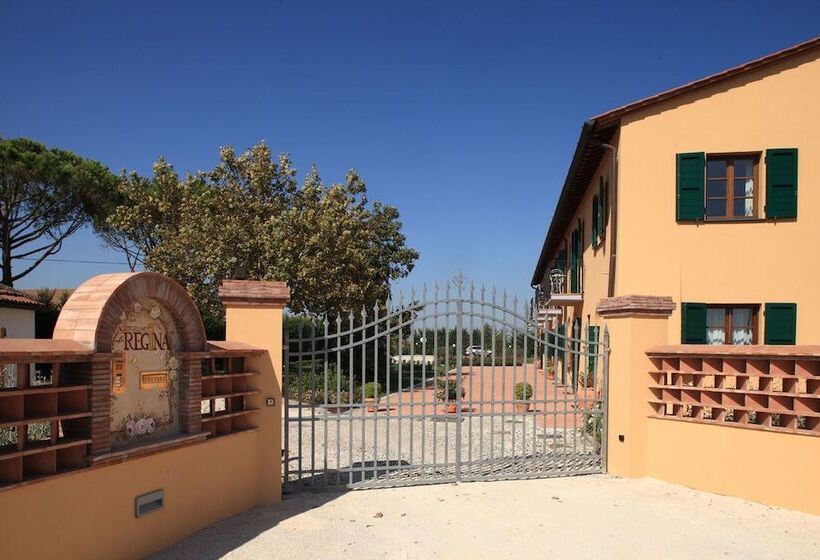 田舎風ホテル Agriturismo La Regina