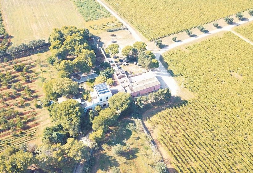 בית מלון כפרי Agriturismo Masseria Piutri