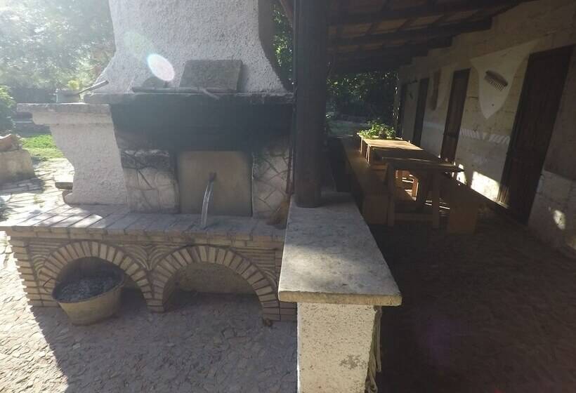 בית מלון כפרי Agriturismo Masseria Piutri