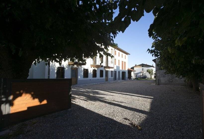 בית מלון כפרי Agriturismo Mestroni