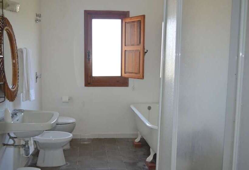 膳宿费 Bouganville Guest House