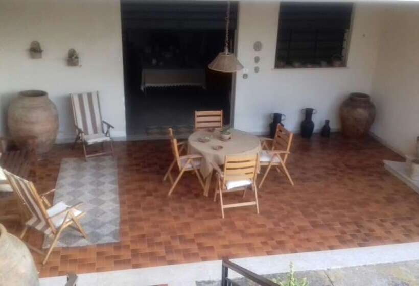 膳宿费 Bouganville Guest House