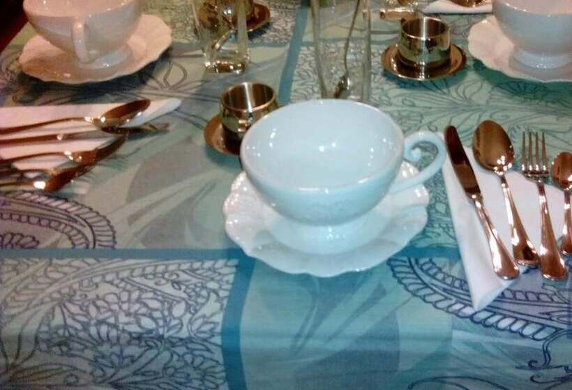 بنسيون Crespi House