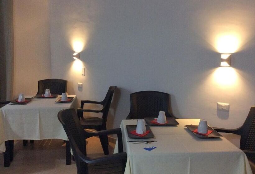 بنسيون Del Cavaliere