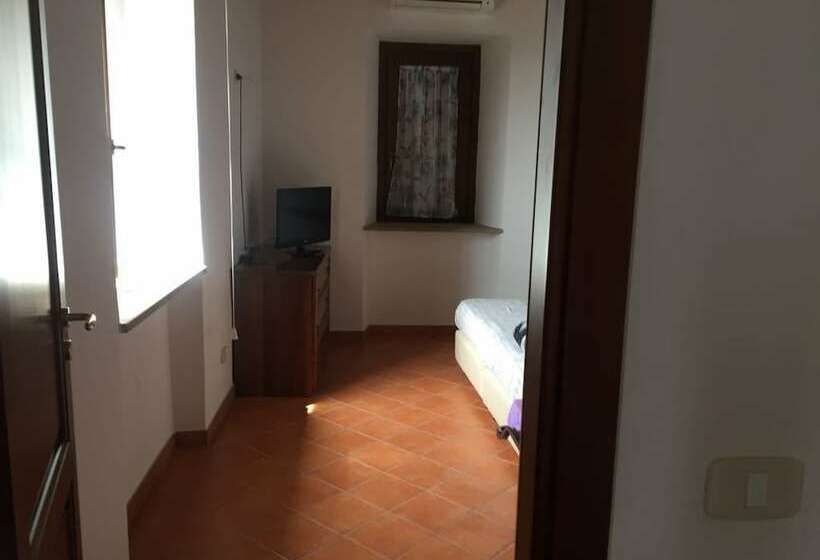 ペンション La Torretta Di Pollica