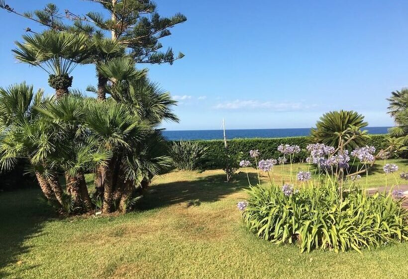 پانسیون Villa Sara