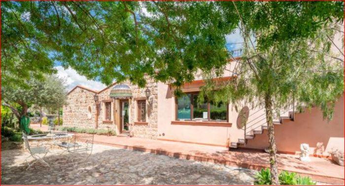 ペンション Villarose