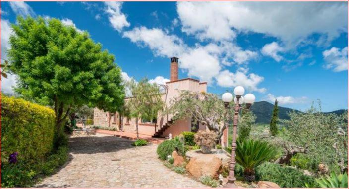 ペンション Villarose