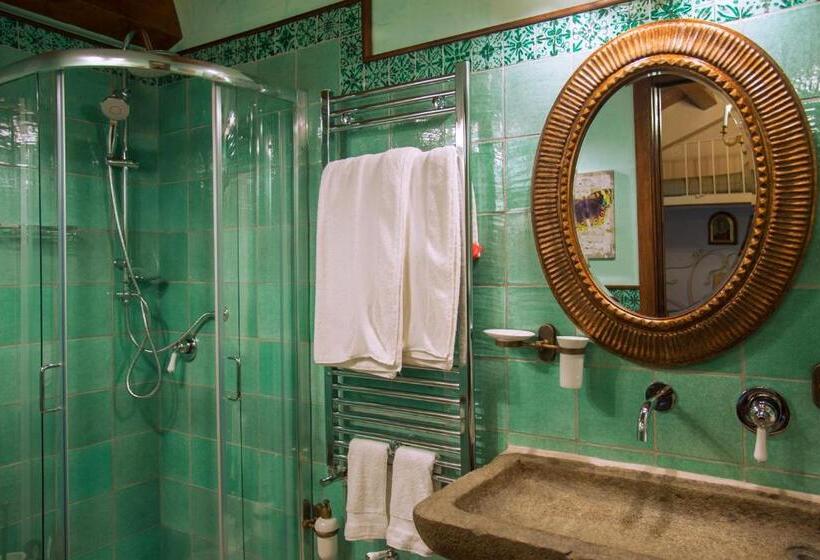 ペンション Villarose