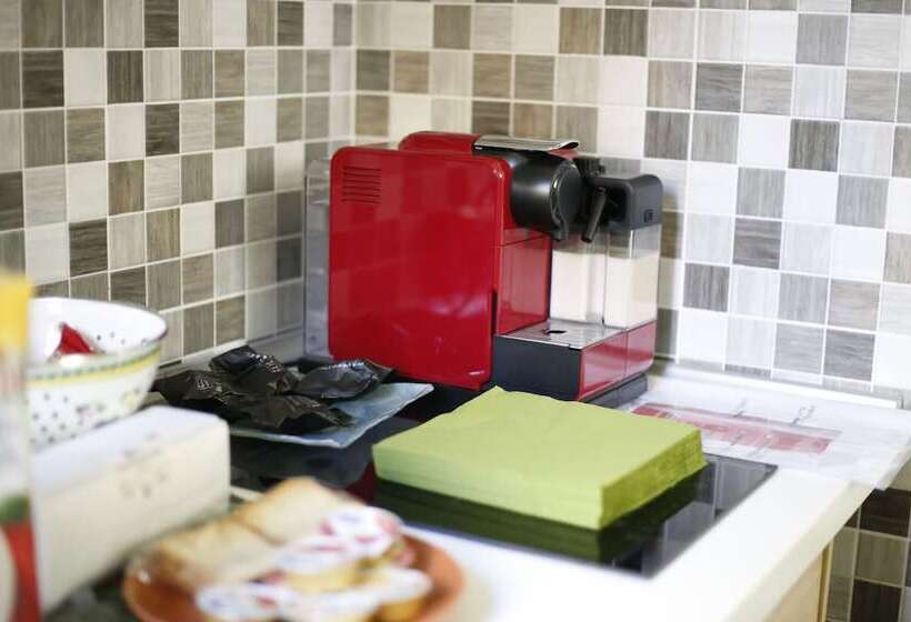 Vegan B&b Cherry Room