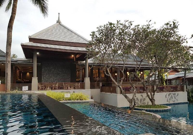 Andaman Cannacia Resort & Spa   Sha Extra Plus