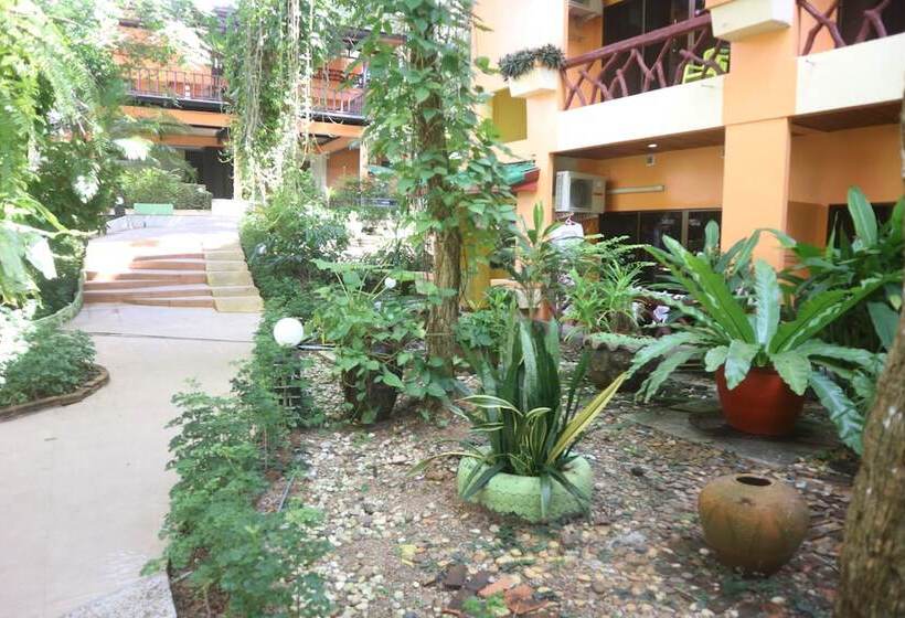 Anyavee Ban Ao Nang Resort