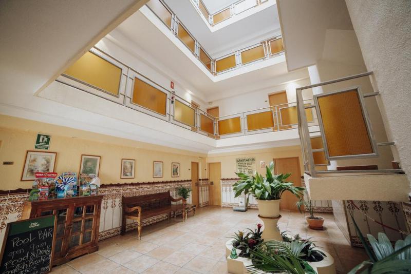 Apartamentos Palm Court