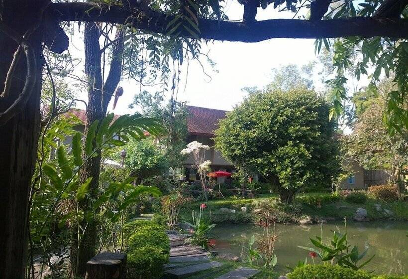 Bulun Buri Resort
