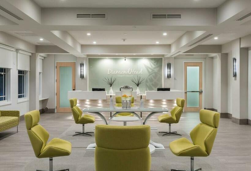 Diamond Head Beach Resort