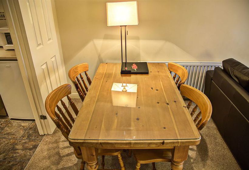 Fountain Court Grove Apartments