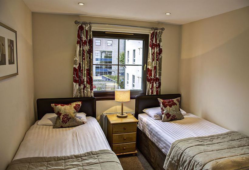 Fountain Court Grove Apartments