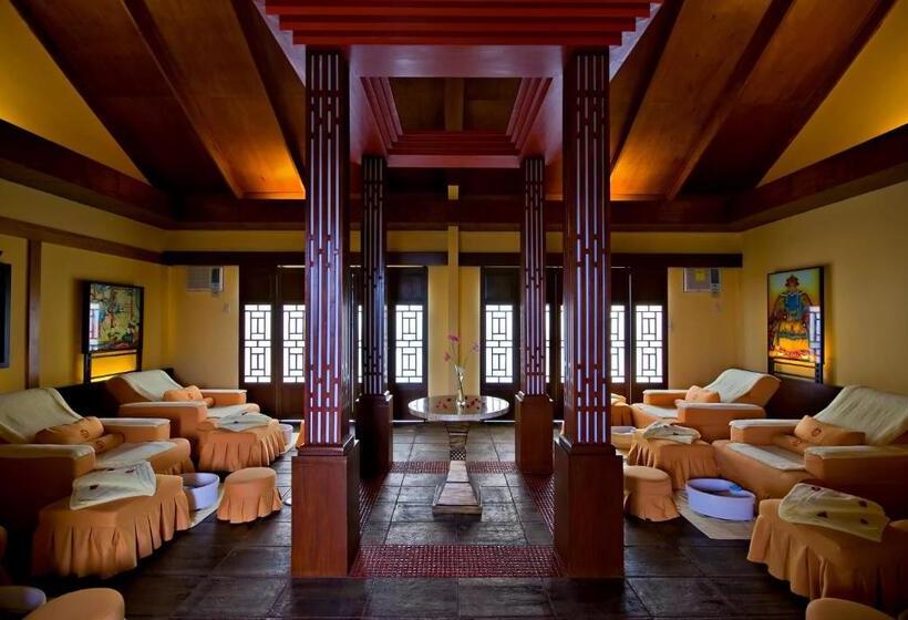 Henann Regency Resort And Spa