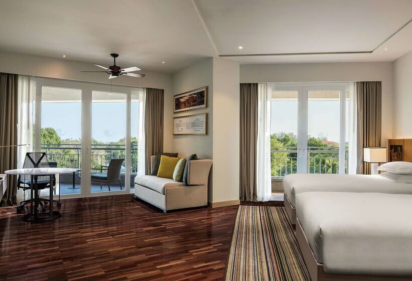 Hilton Hua Hin Resort & Spa