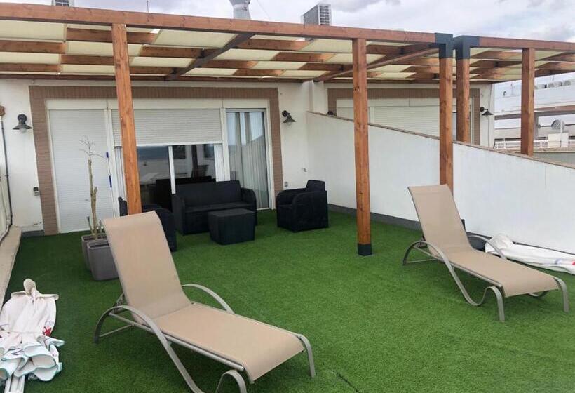 فندق فئة نجمة واحدة El Globo