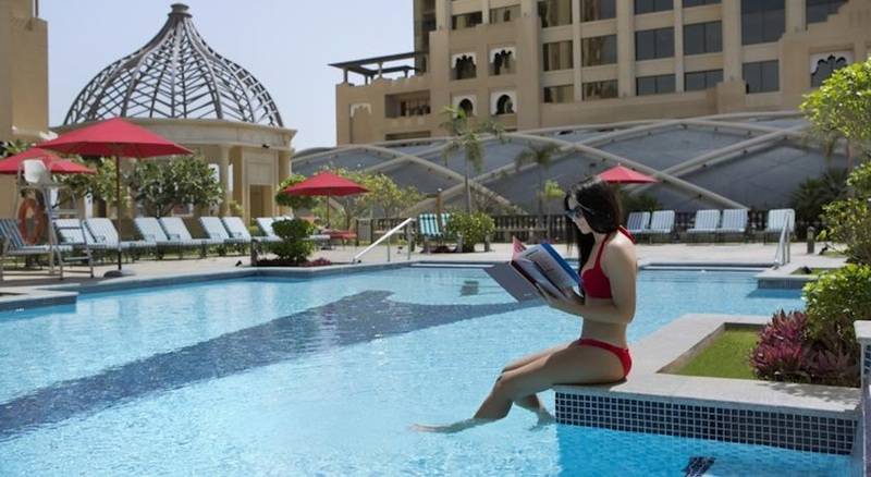 هتل Al Ain Rotana