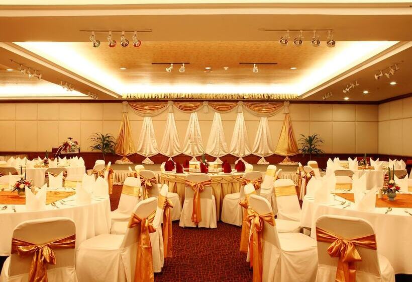 Amora Thapae Hotel Chiang Mai