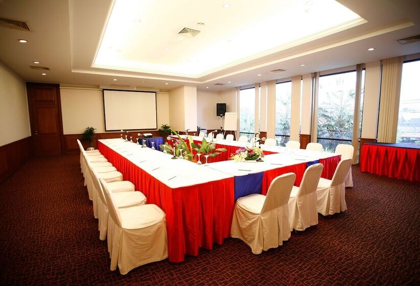 Amora Thapae Hotel Chiang Mai