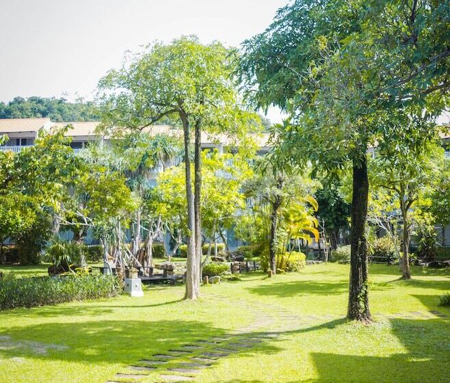 ホテル Aonang Villa Resort I Beach Front