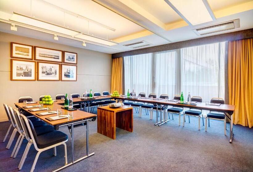 Apex City Quay Hotel & Spa