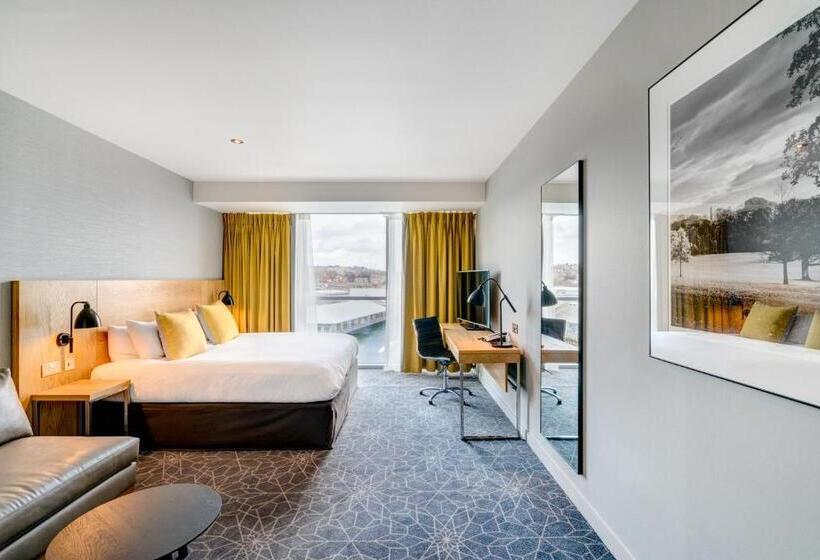 Apex City Quay Hotel & Spa