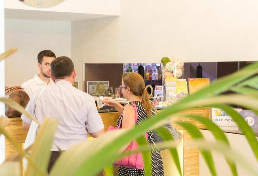 בית מלון כפרי Athens Choice