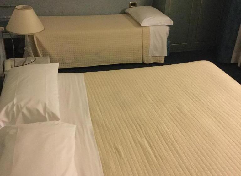 호텔 Bentivoglio Residenza D'epoca